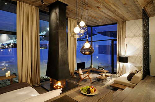Rustieke slaapkamer van het Wiesergut hotel Rustieke slaapkamer van het Wiesergut hotel
