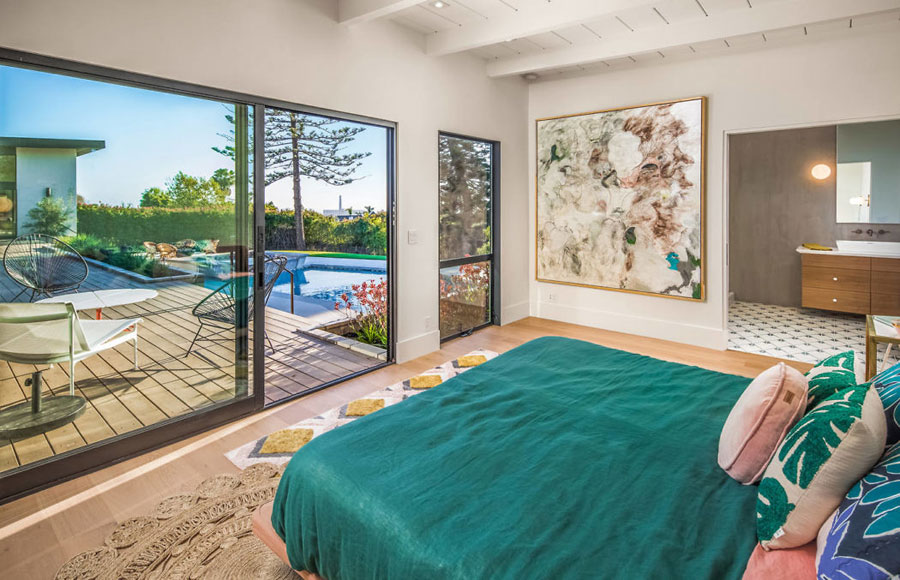 De mooie slaapkamer van een luxe bungalow van 3.5 miljoen dollar!