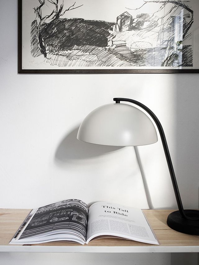 Deze stijlvolle slaapkamer is ingericht met een hele prettige frisse sfeer Deze stijlvolle slaapkamer is ingericht met een hele prettige frisse sfeer