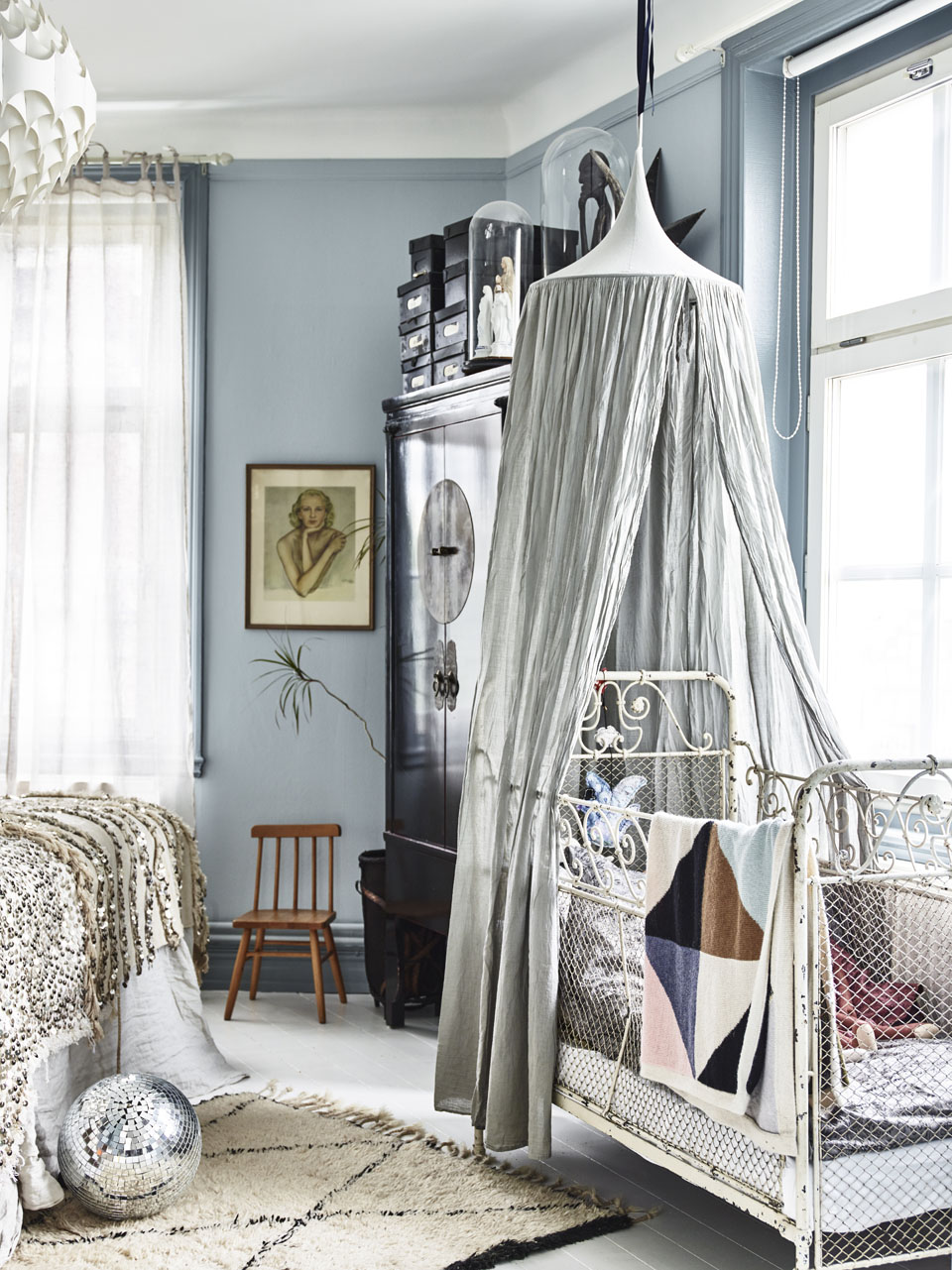 Eclectische slaapkamer van Zweedse interieurstylist Eclectische slaapkamer van Zweedse interieurstylist