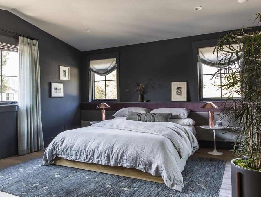 Exclusieve slaapkamer met donkere kleurtinten Exclusieve slaapkamer met donkere kleurtinten