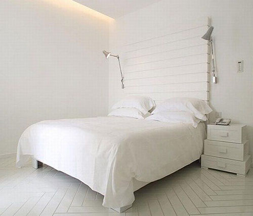 Houten wand in slaapkamer Houten wand in slaapkamer