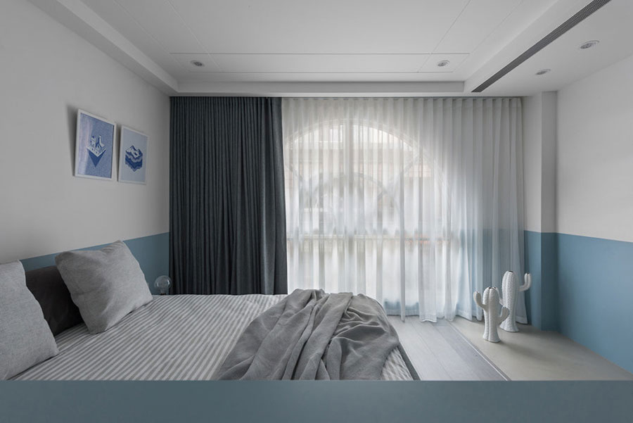 In deze slaapkamer hebben ze een leuke creatieve inloopkast ingericht! In deze slaapkamer hebben ze een leuke creatieve inloopkast ingericht!