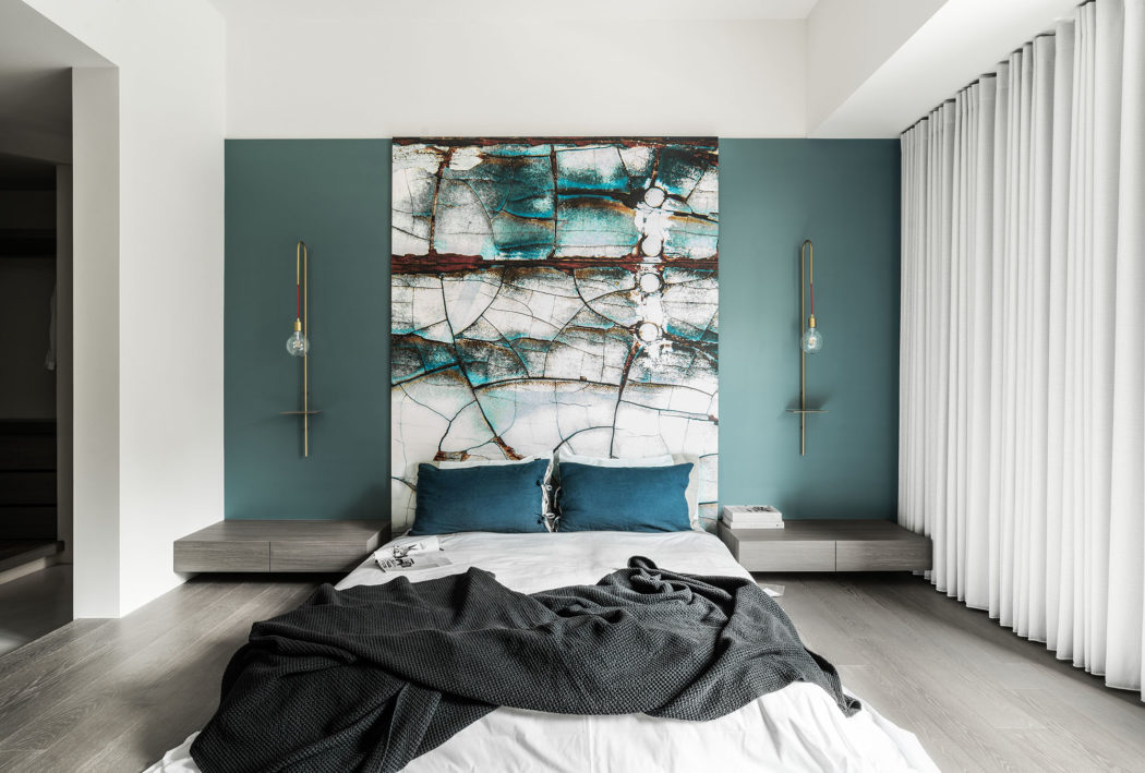 In deze slaapkamer is modern gecombineerd met klassiek In deze slaapkamer is modern gecombineerd met klassiek