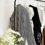 Smalle Scandinavische slaapkamer