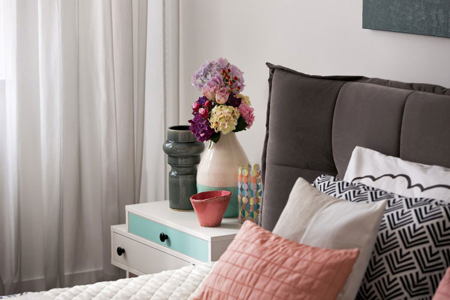 Kleurrijke slaapkamer door Fateeva Design