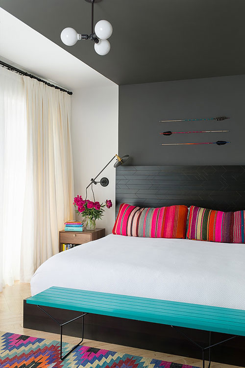 Kleurrijke slaapkamer door Jessica Helgerson