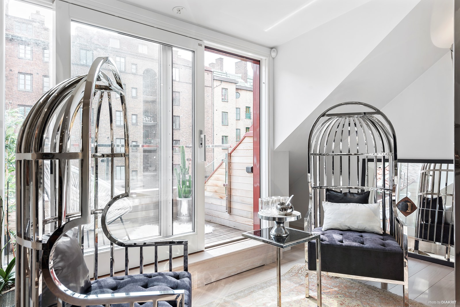 Luxe klassieke slaapkamer in een Scandinavisch appartement Luxe klassieke slaapkamer in een Scandinavisch appartement
