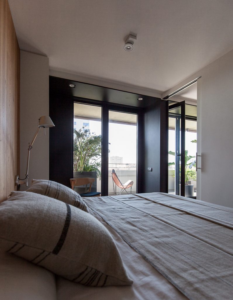 luxe slaapkamer met badkamer ensuite in barcelona