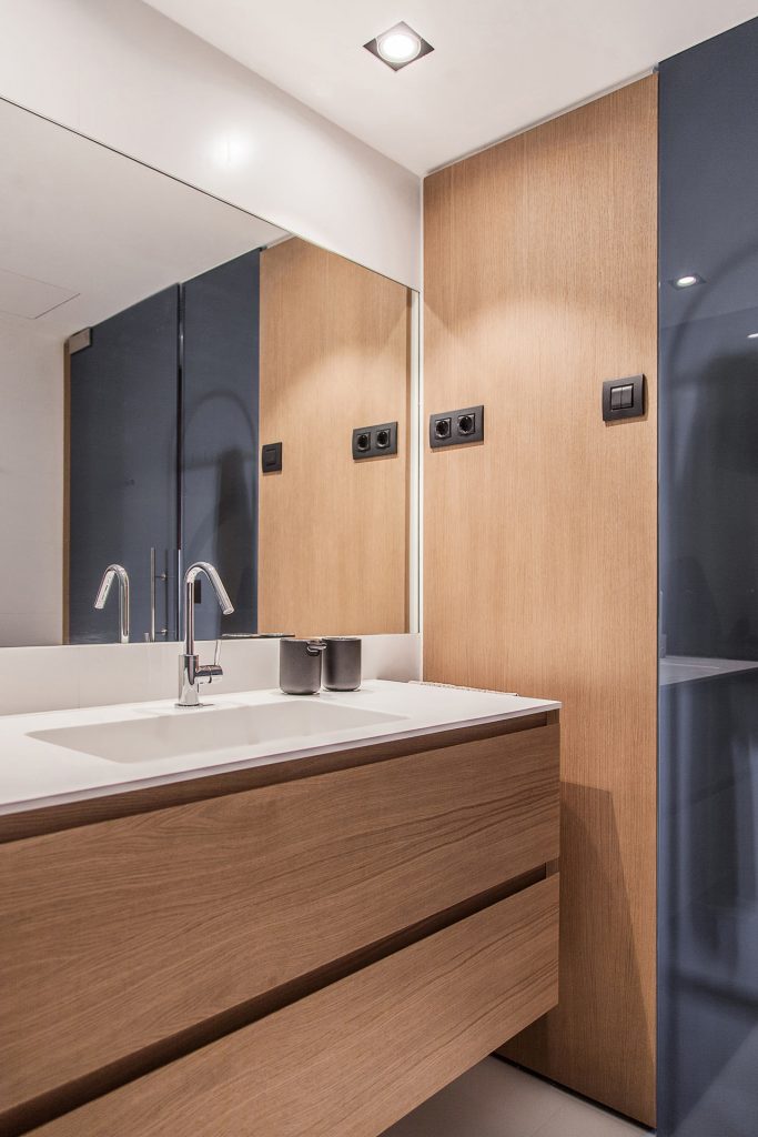 luxe slaapkamer met badkamer ensuite in barcelona luxe slaapkamer met badkamer ensuite in barcelona