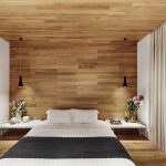 Luxe slaapkamer met houten vloer, wand en plafond