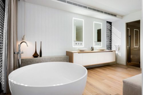 Luxe slaapkamer door Weststyle Design & Development
