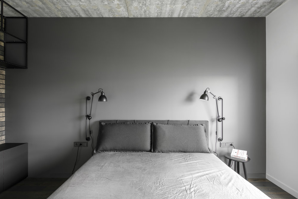Minimalistische, moderne badkamer met een stoer industrieel tintje Minimalistische, moderne badkamer met een stoer industrieel tintje
