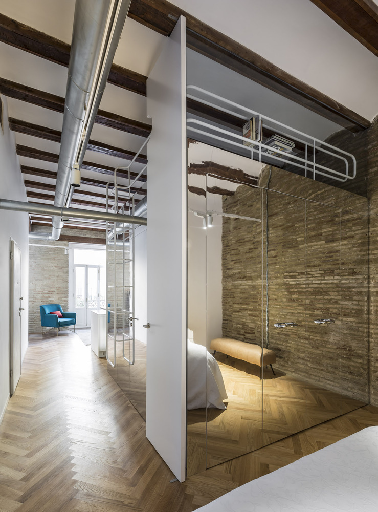 Moderne karakteristieke slaapkamer uit Valencia Moderne karakteristieke slaapkamer uit Valencia