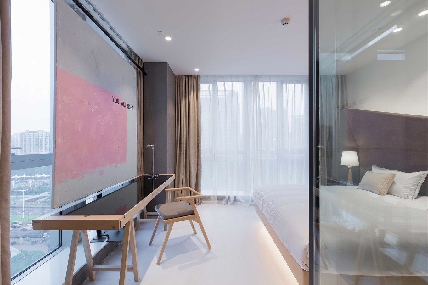 Moderne minimalistische kamers van het Wheat Youth Arts Hotel Moderne minimalistische kamers van het Wheat Youth Arts Hotel
