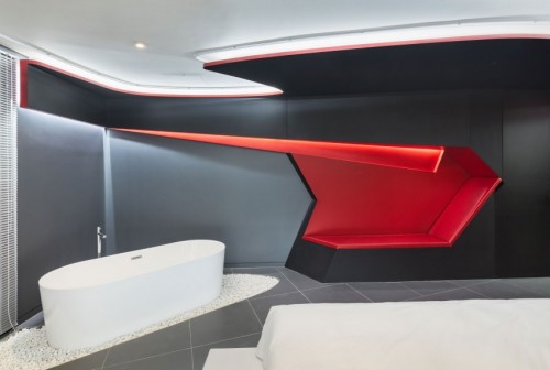 Moderne slaapkamer van Hotel 'The Designers' Moderne slaapkamer van Hotel 'The Designers'