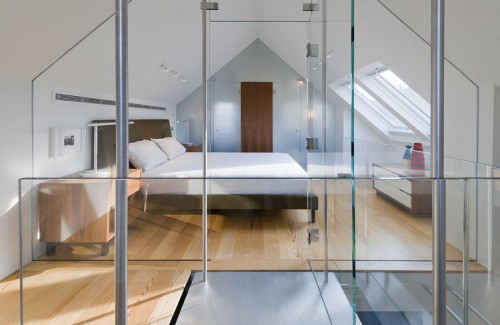 Moderne slaapkamer op zolder Moderne slaapkamer op zolder