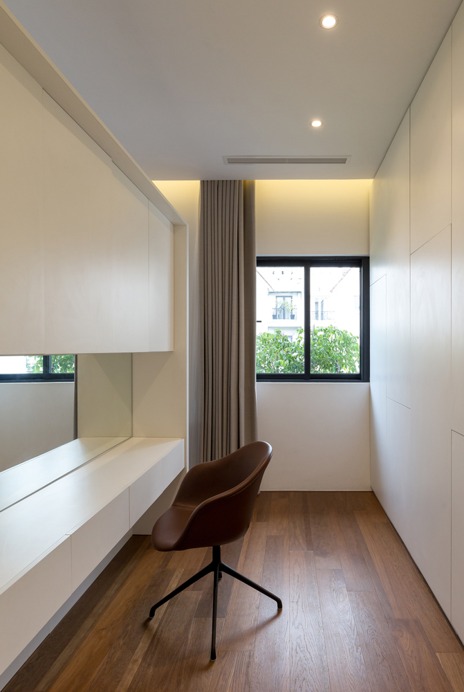 Mooi slaapkamer ontwerp met inloopkast en badkamer en suite Mooi slaapkamer ontwerp met inloopkast en badkamer en suite
