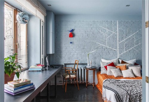 Mooie kleuren in een Russische slaapkamer Mooie kleuren in een Russische slaapkamer