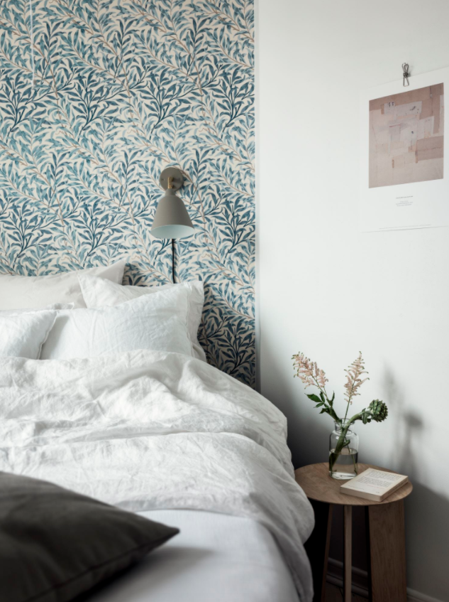 Mooie slaapkamer met een botanische sfeer Mooie slaapkamer met een botanische sfeer