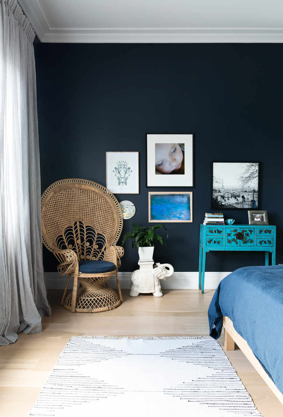 Mooie slaapkamer met luxe en suite badkamer Mooie slaapkamer met luxe en suite badkamer