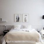 Muurdecoratie achter het bed