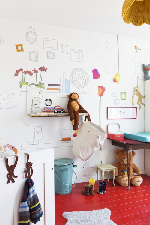 Rode vloer in babykamer Rode vloer in babykamer