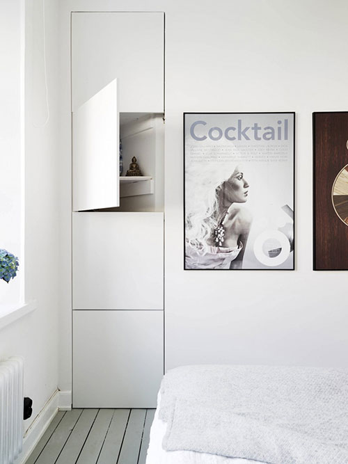 Scandinavische woonkamer met eenvoudige inrichting Scandinavische woonkamer met eenvoudige inrichting