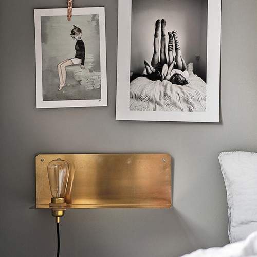 Scandinavische slaapkamer met gouden details Scandinavische slaapkamer met gouden details