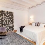 Sfeervolle intieme slaapkamer uit Barcelona