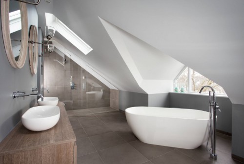 Slaapkamer suite met grijze muren Slaapkamer suite met grijze muren