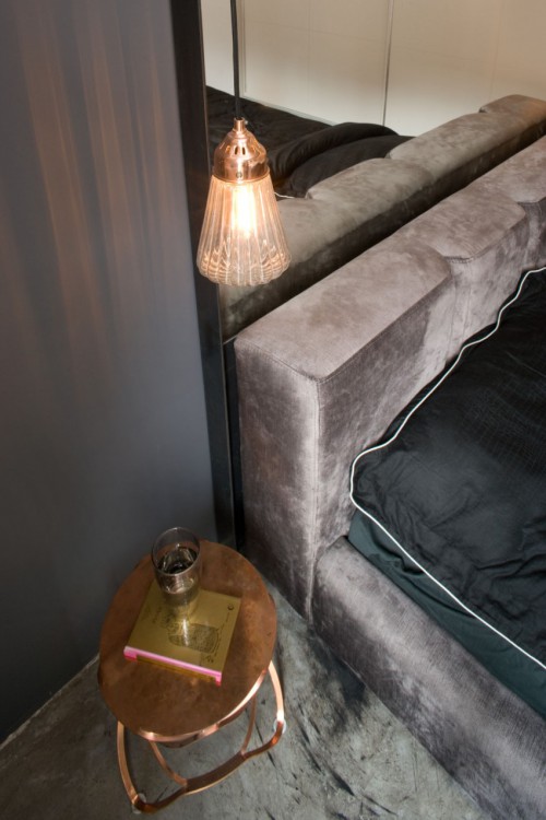 Slaapkamer met combinatie van industrieel en klassiek Slaapkamer met combinatie van industrieel en klassiek