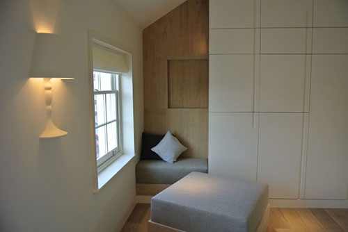 Slaapkamer met handgemaakte bakstenen muur Slaapkamer met handgemaakte bakstenen muur
