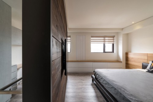 Slaapkamer met inloopkast door White Interior Design