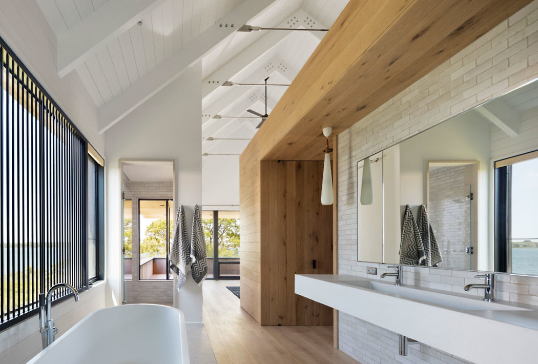 Slaapkamer van droomhuis aan een groot meer! Slaapkamer van droomhuis aan een groot meer!
