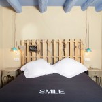 Speelse hoofdsteunen in B&B Can Casi