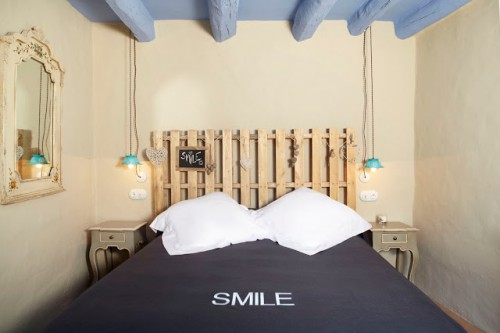Speelse hoofdsteunen in B&B Can Casi Speelse hoofdsteunen in B&B Can Casi