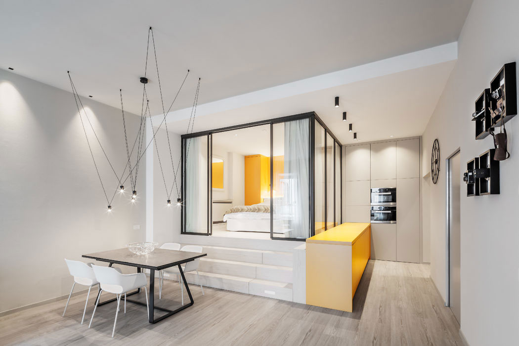 Splitlevel slaapkamer met glazen wanden Splitlevel slaapkamer met glazen wanden
