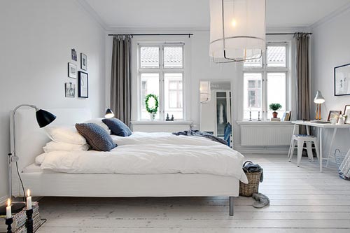 Stijlvolle Zweedse witte slaapkamer