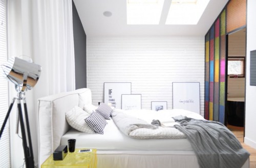 Stoere slaapkamer met open compacte badkamer Stoere slaapkamer met open compacte badkamer