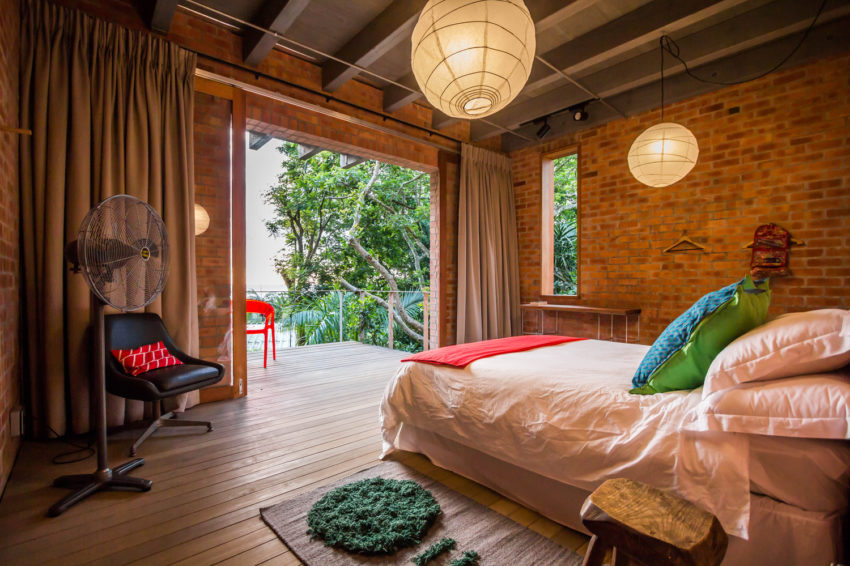 Stoere slaapkamer met romantisch uitzicht! Stoere slaapkamer met romantisch uitzicht!