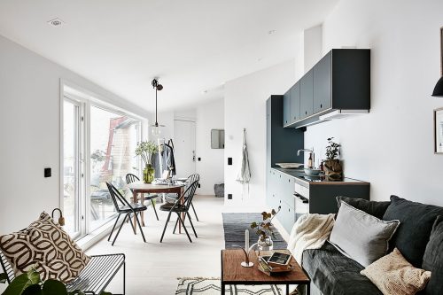 Tóch nog een half open slaapkamer kunnen creëren in dit kleine appartement Tóch nog een half open slaapkamer kunnen creëren in dit kleine appartement