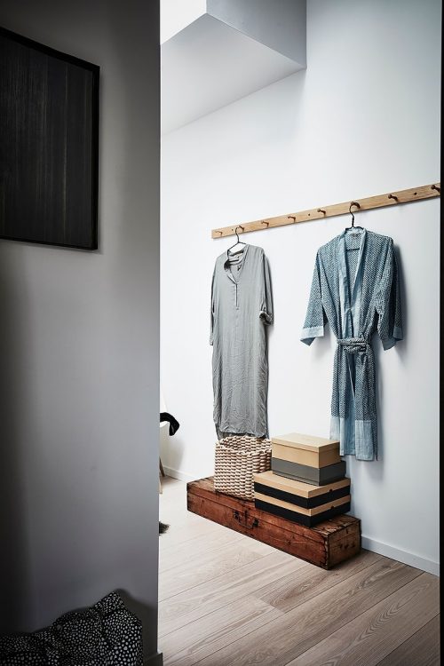 Tóch nog een half open slaapkamer kunnen creëren in dit kleine appartement Tóch nog een half open slaapkamer kunnen creëren in dit kleine appartement