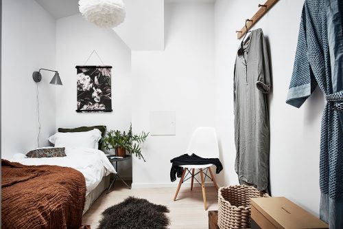 Tóch nog een half open slaapkamer kunnen creëren in dit kleine appartement Tóch nog een half open slaapkamer kunnen creëren in dit kleine appartement