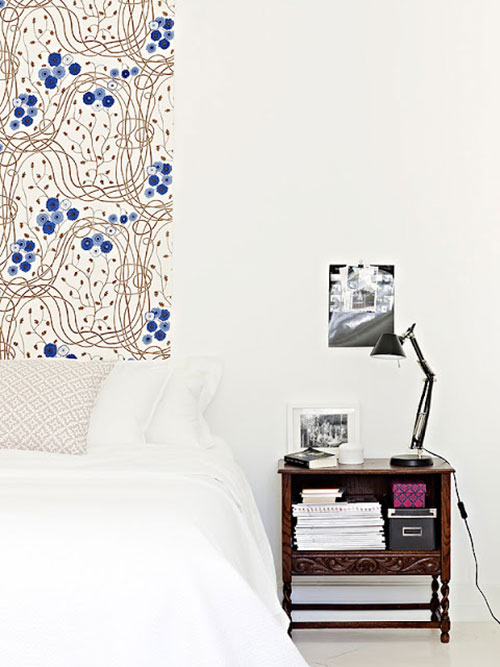 Witte slaapkamer met blauwe kleurtinten Witte slaapkamer met blauwe kleurtinten