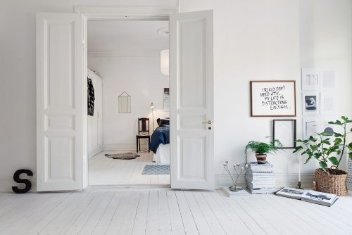 Zo laat je de meubels uitspringen in een witte slaapkamer! Zo laat je de meubels uitspringen in een witte slaapkamer!