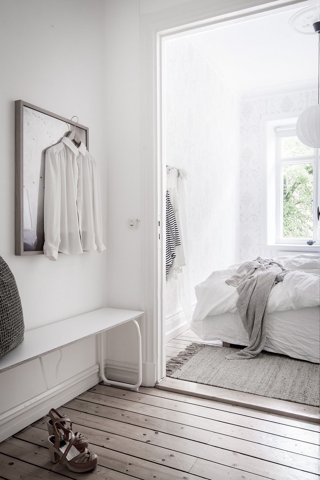 Zweedse slaapkamer met een romantische sfeer Zweedse slaapkamer met een romantische sfeer